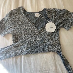 Cute princess Polly wrap top. Super beachy and cute! New w tags